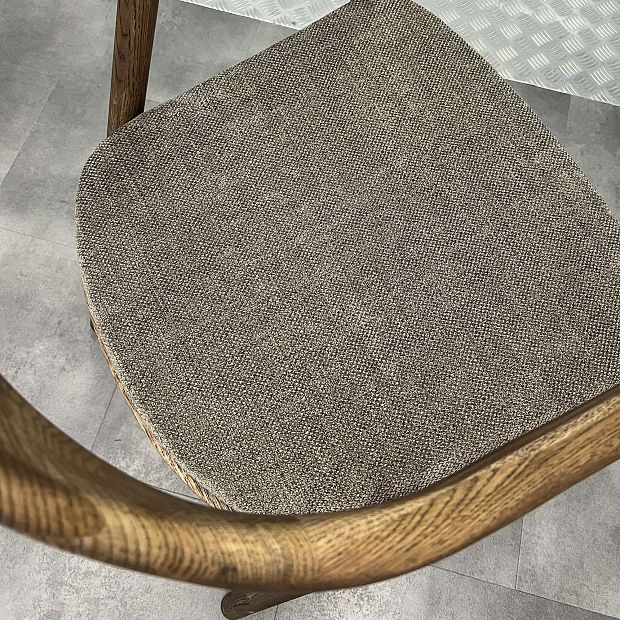 Подушка к стулу Лугано (Lugano) cветло-коричневая ткань