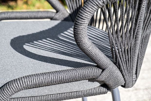 Milan "Милан" стул плетеный из роупа, каркас алюминий темно-серый (RAL7024) шагрень, роуп темно-серый круглый, ткань темно-серая