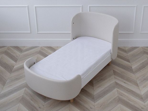 Кровать KIDI Soft для детей от 2 до 4 лет (молочный, экокожа)