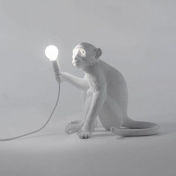 Настольная лампа Monkey Lamp Outdoor Sitting