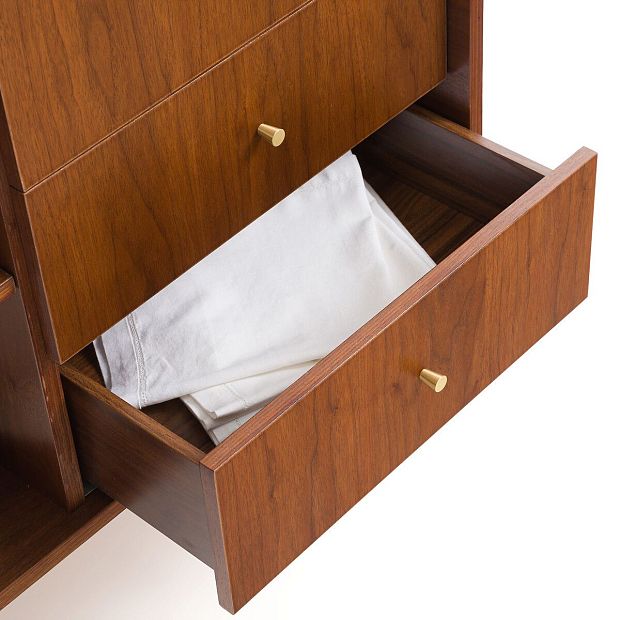 Шкаф для посуды маленький винтажный из орехового дерева Ronda каштановый
