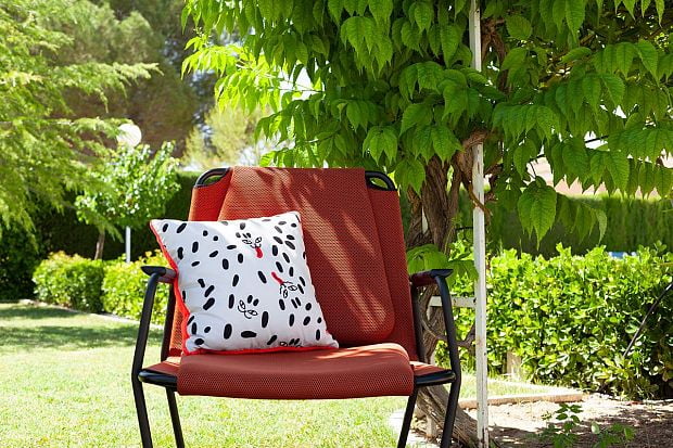 Подушка Flora &amp; Fauna Wild Dots 40*40