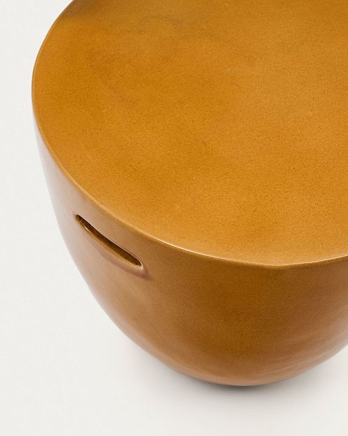 Mesquida Приставной столик из керамики горчичный