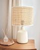 Превью Настольная лампа Erna из белой керамики и бамбука с натуральной отделкой